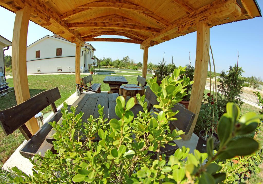 ליובוסקי Apartment Kravica מראה חיצוני תמונה