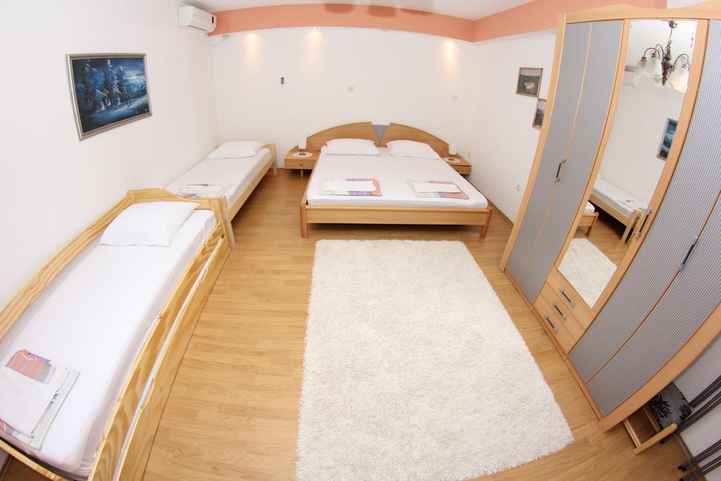 ליובוסקי Apartment Kravica מראה חיצוני תמונה